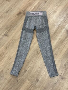 Gymshark Women Compression Legging, Grey, Size Medium, Inseam 27”